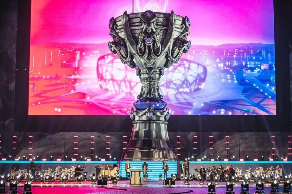 OG 击败 PARIVISION 成为 CCT 第三季 Europe 第四系列的冠军