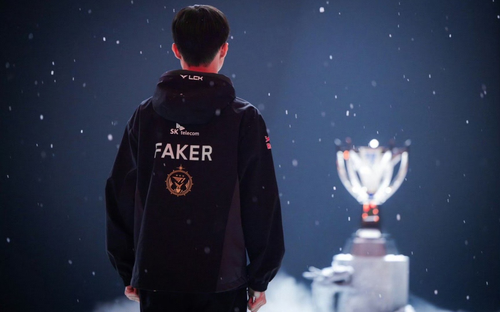 赛后采访Light：不能再被暴打了，需要呼吸一下，被暴打是无法呼吸的